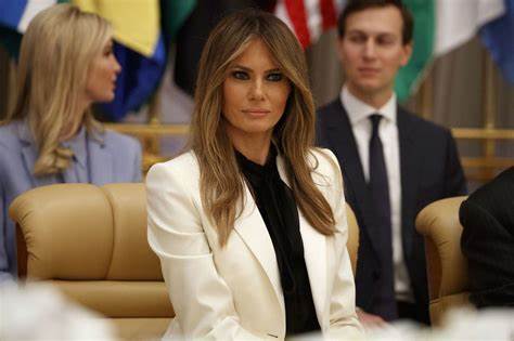 Internet Goes Wild Over Pic of Barron, Melania